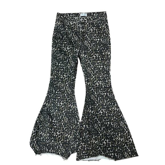 Blank Paige Animal Print Bell Bottoms Jeans High Rise Raw Hem Womens Medium - Picture 1 of 4